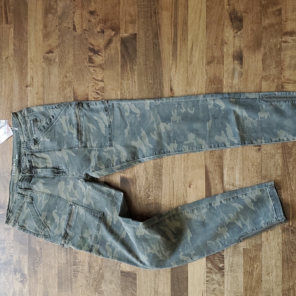 Esqualo Camo Jean's Sz 14 NWT